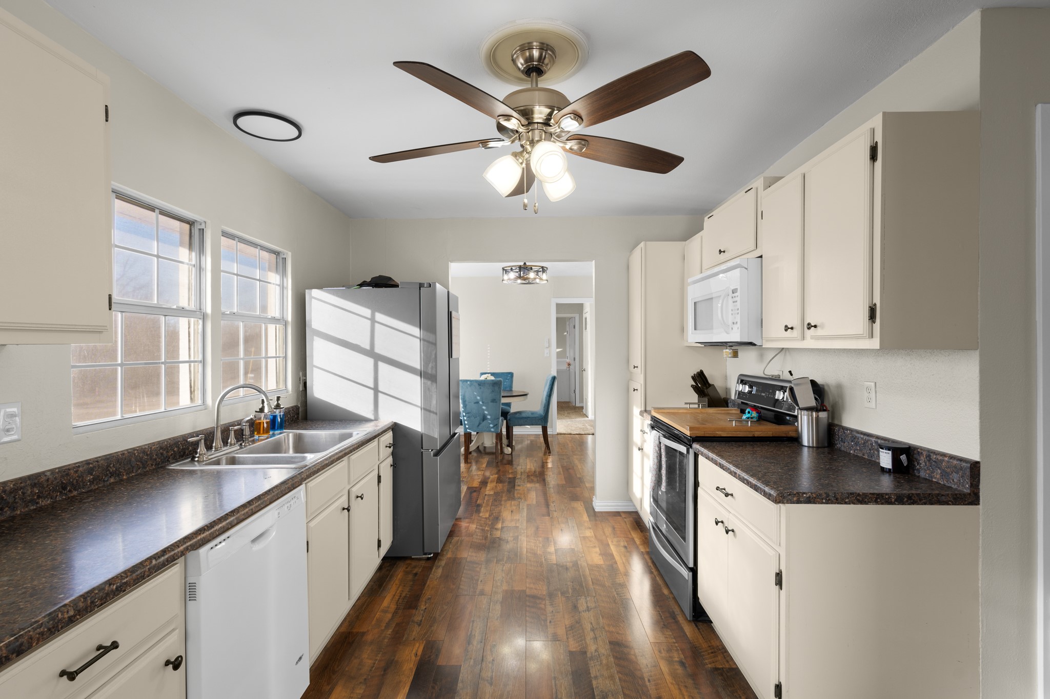 305 Cheyenne Drive Runaway Bay TX 76426