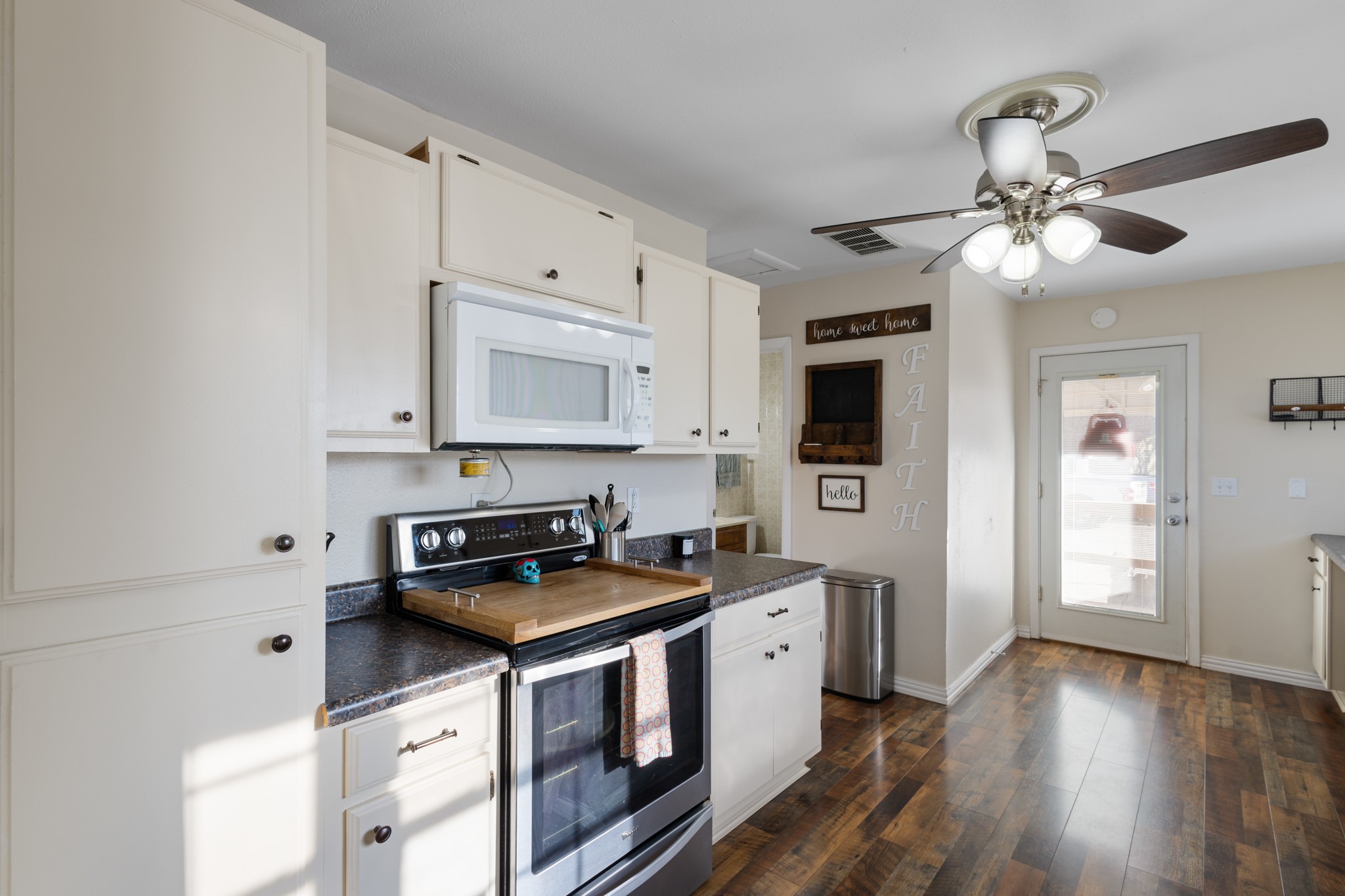 305 Cheyenne Drive Runaway Bay TX 76426