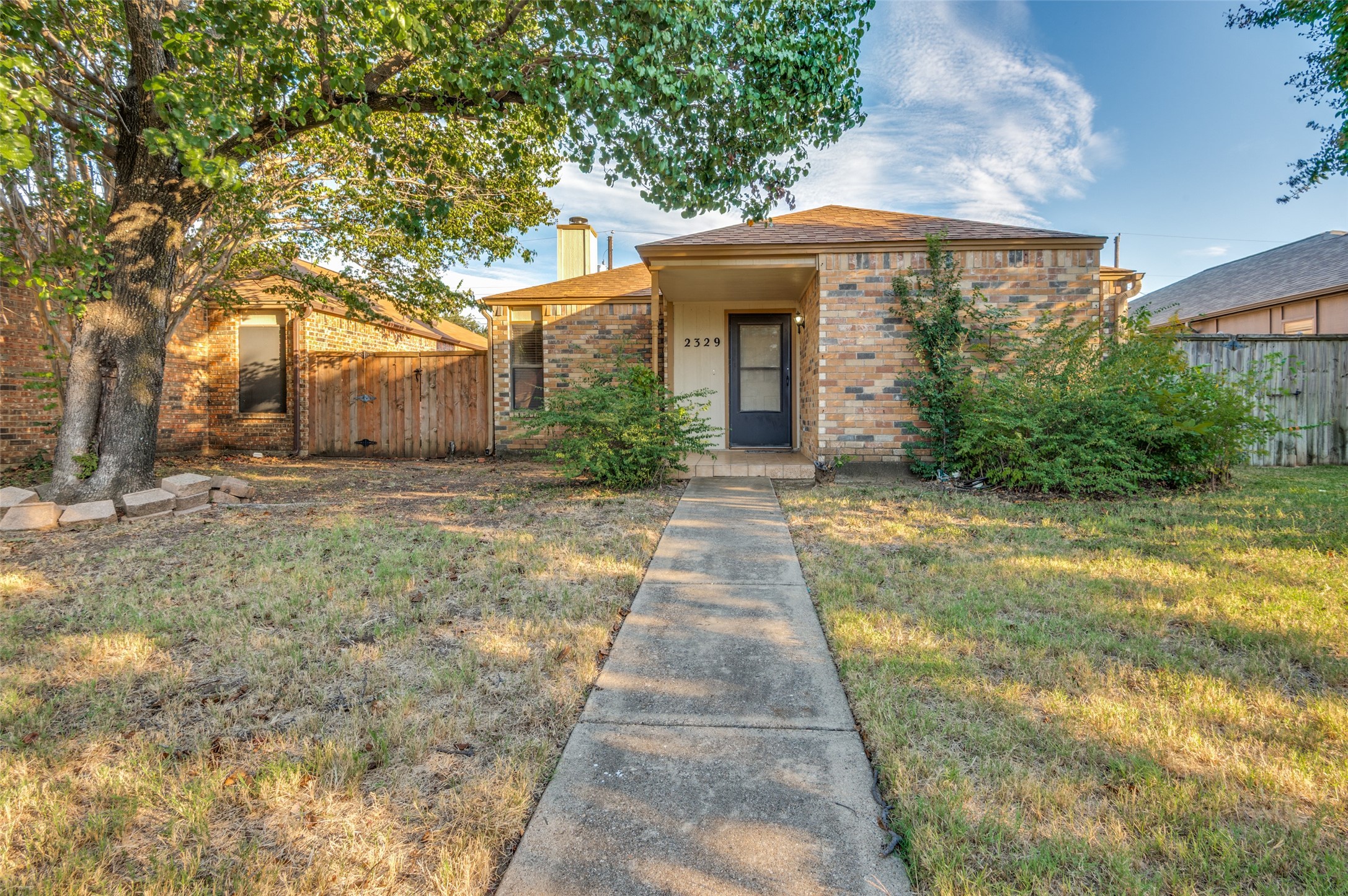 2329 Markland Street Irving TX 75060