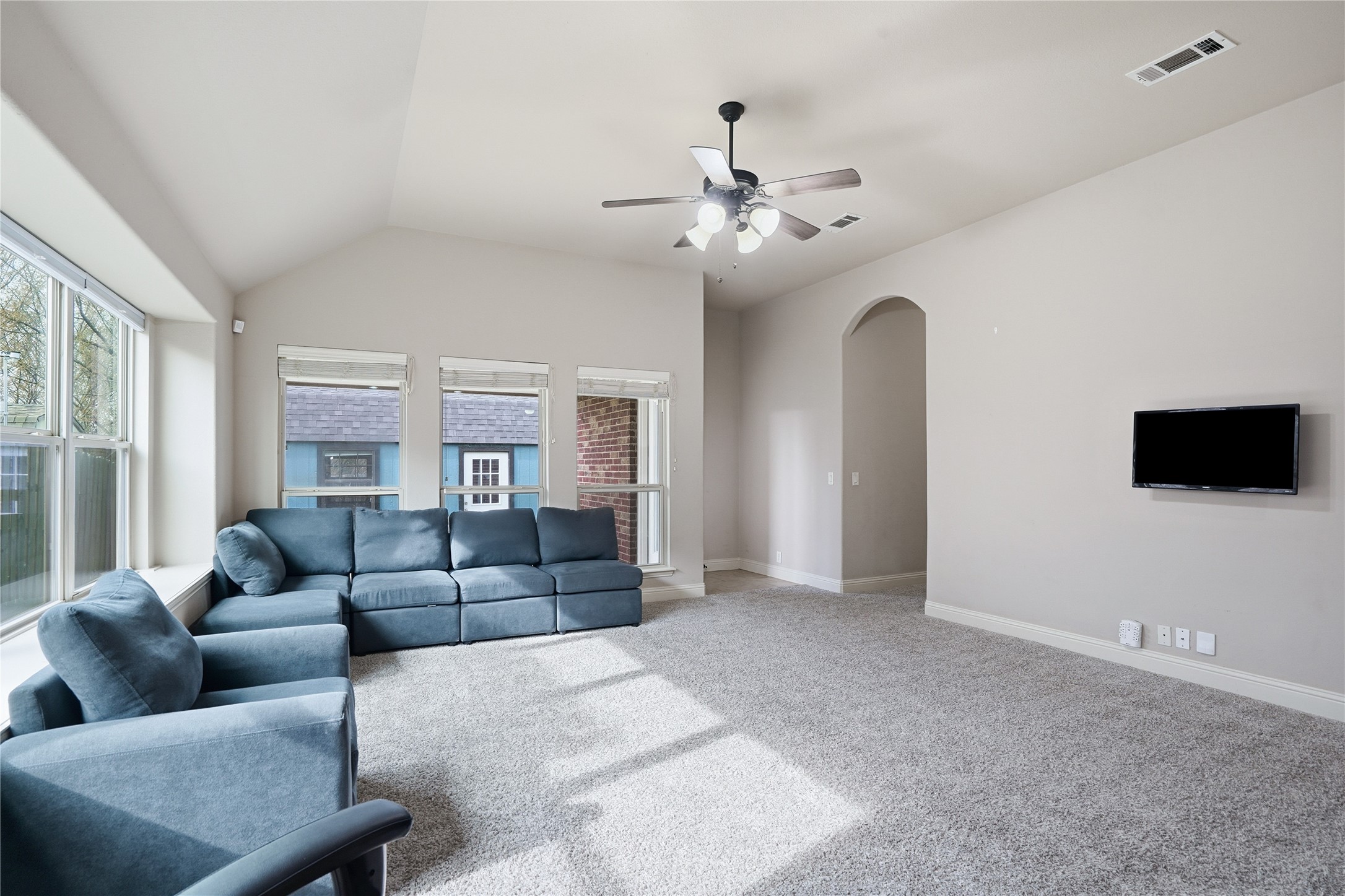 803 Lakeview Drive Alvarado TX 76009