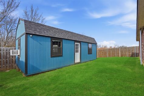 803 Lakeview Drive Alvarado TX 76009