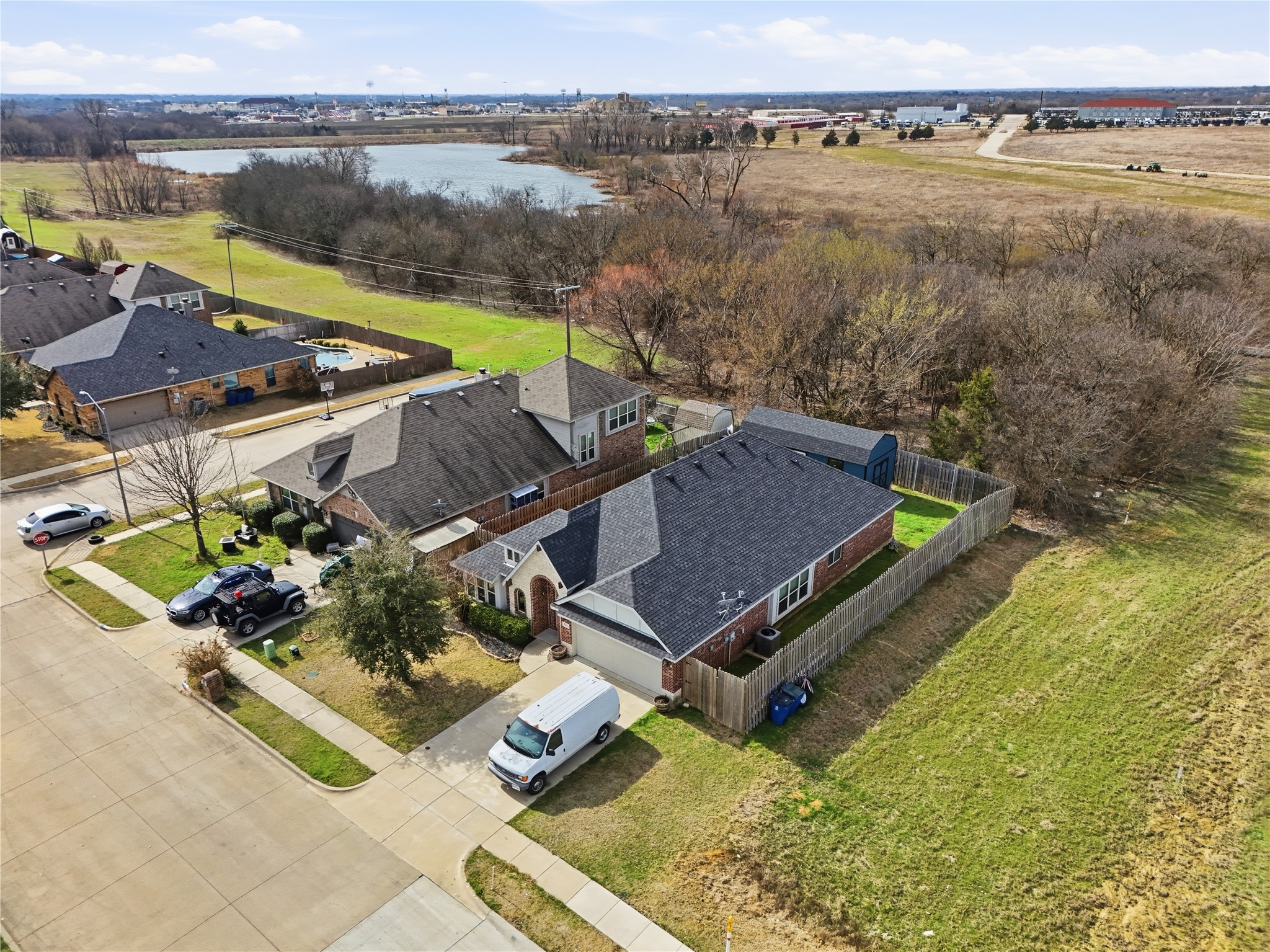 803 Lakeview Drive Alvarado TX 76009