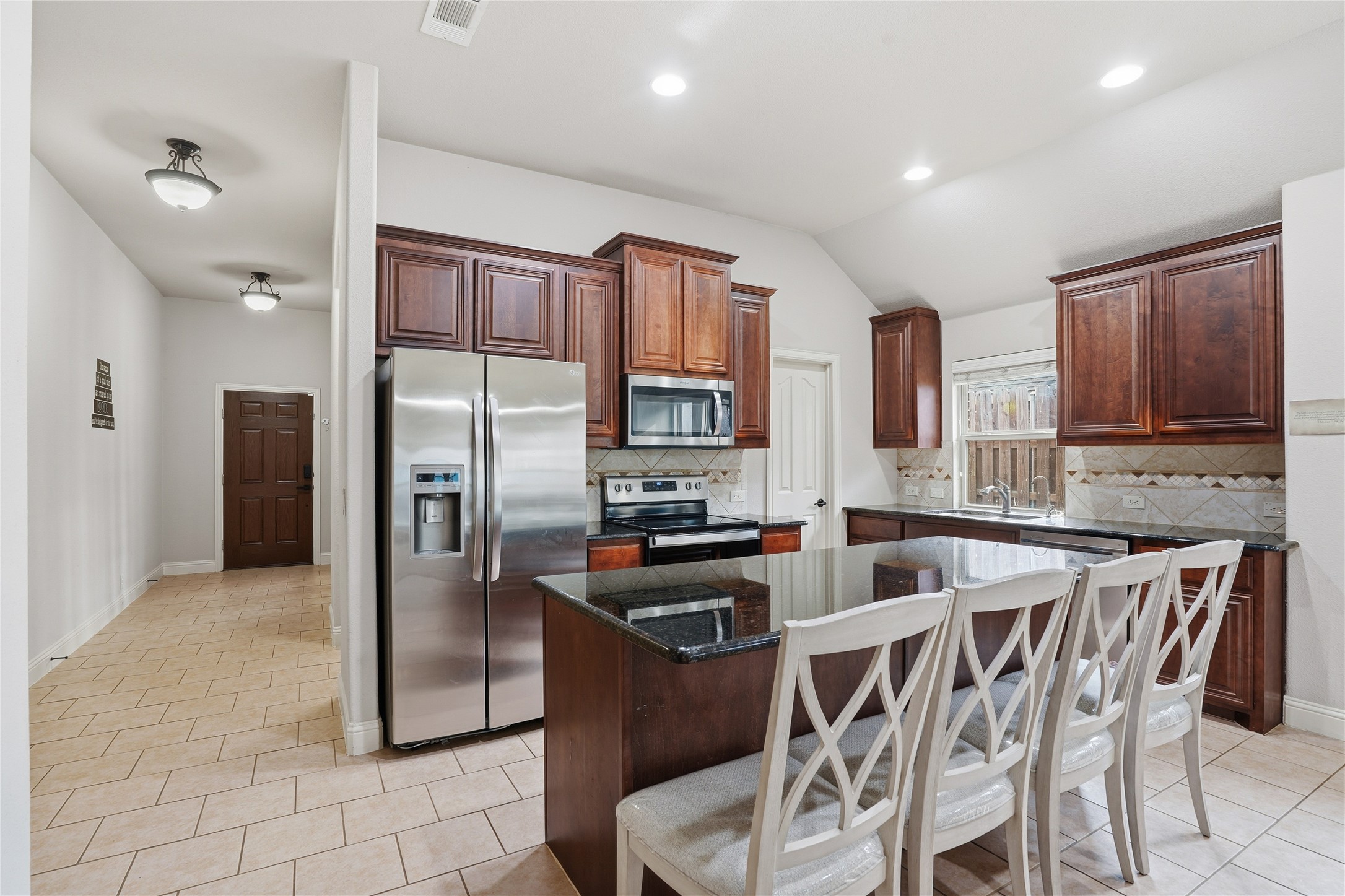 803 Lakeview Drive Alvarado TX 76009