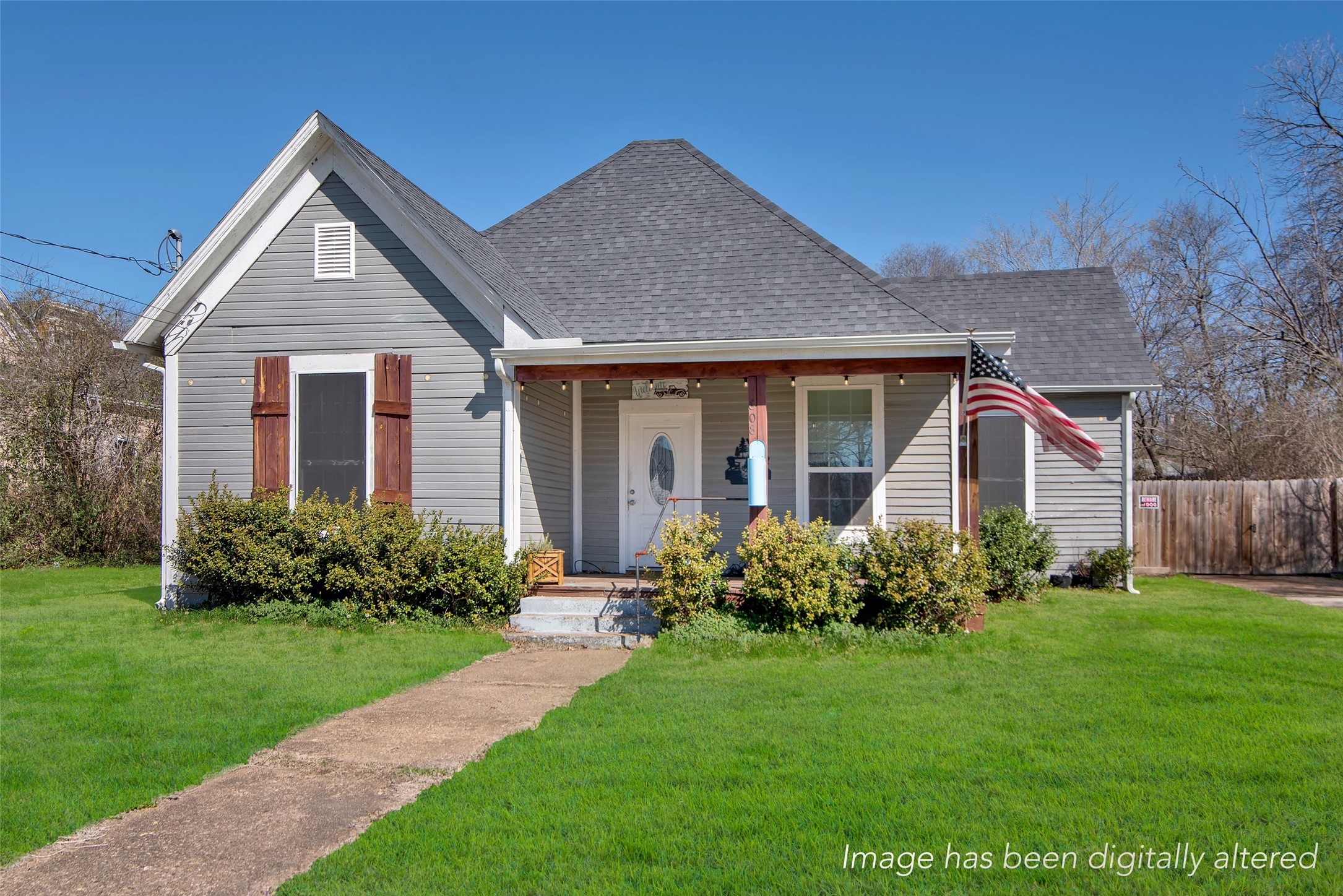 608 W 6th Street Bonham TX 75418