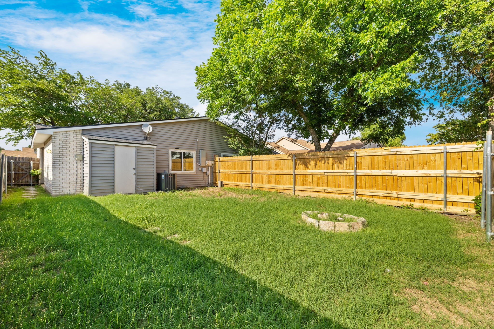 4625 Chapman Street The Colony TX 75056