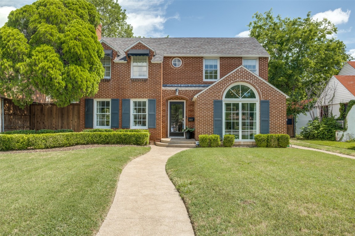 6827 Gaston Avenue Dallas TX 75214