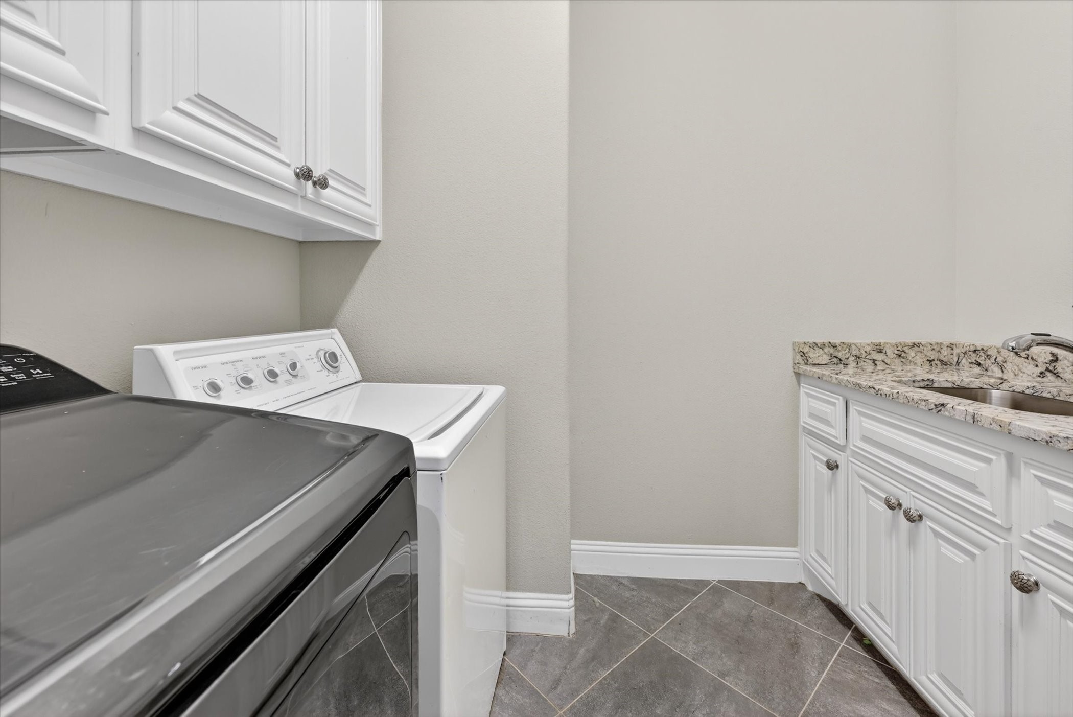 1129 Stonebridge Pass Gunter TX 75058