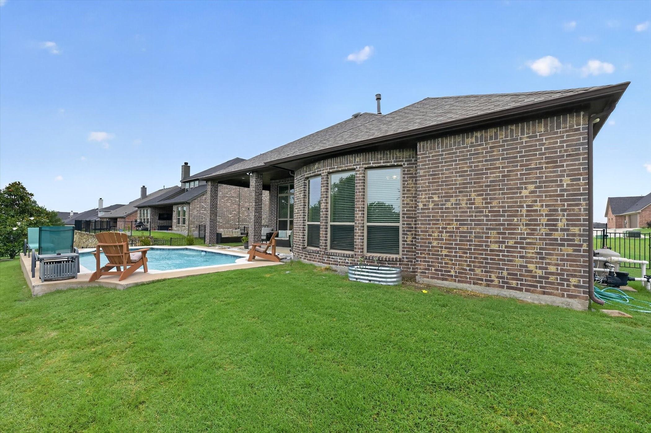 1129 Stonebridge Pass Gunter TX 75058