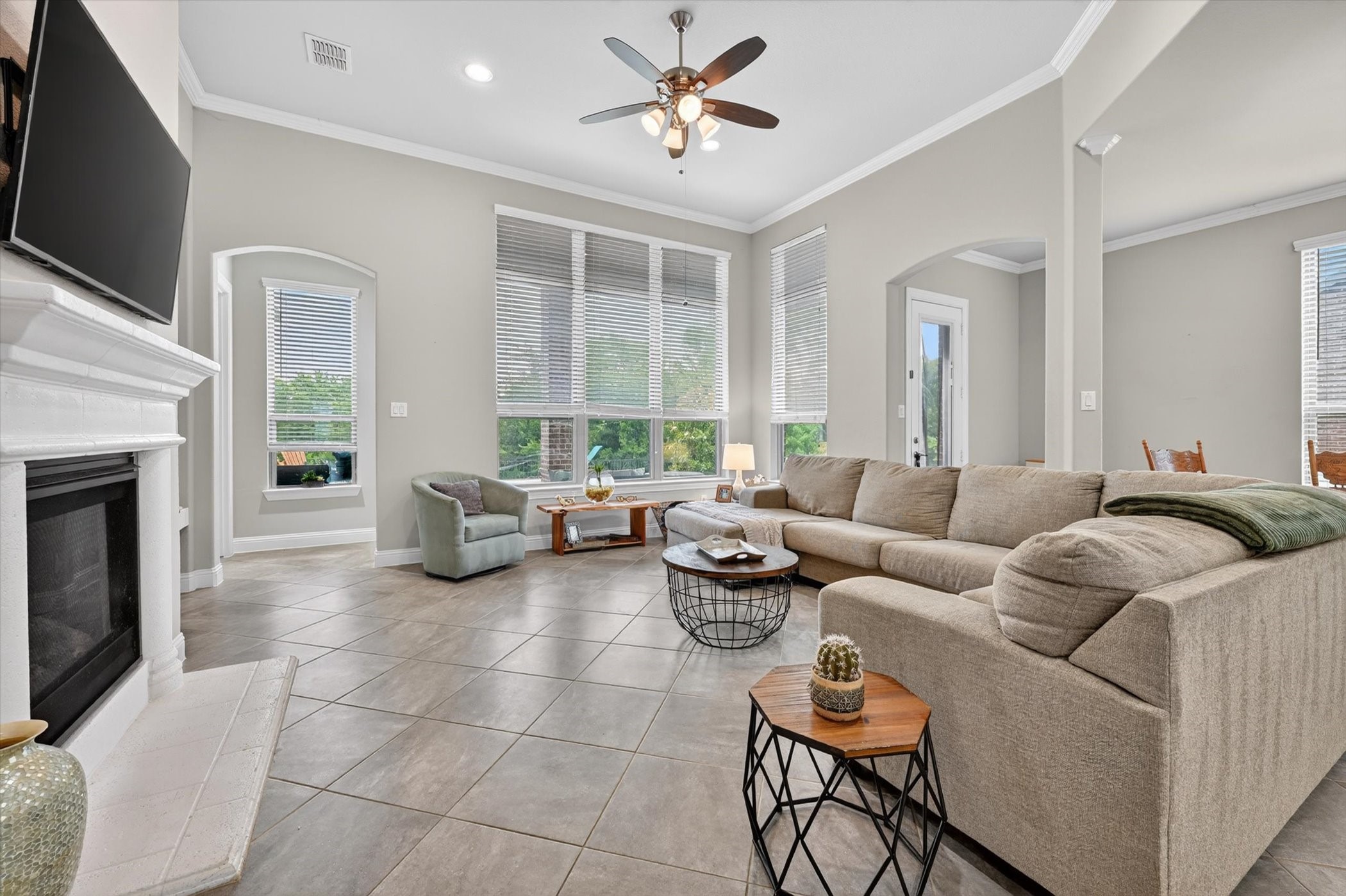 1129 Stonebridge Pass Gunter TX 75058