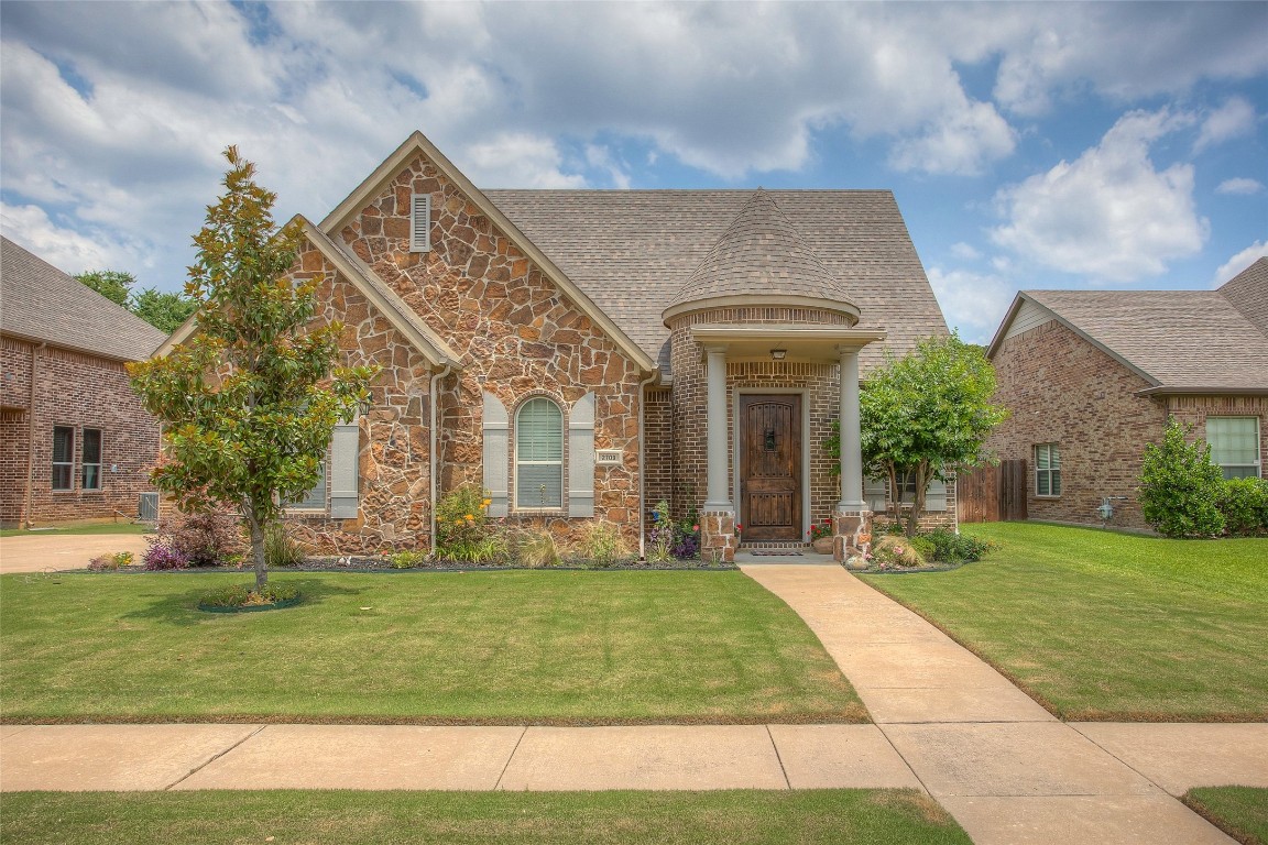 2709 Stonebriar Court Arlington TX 76001