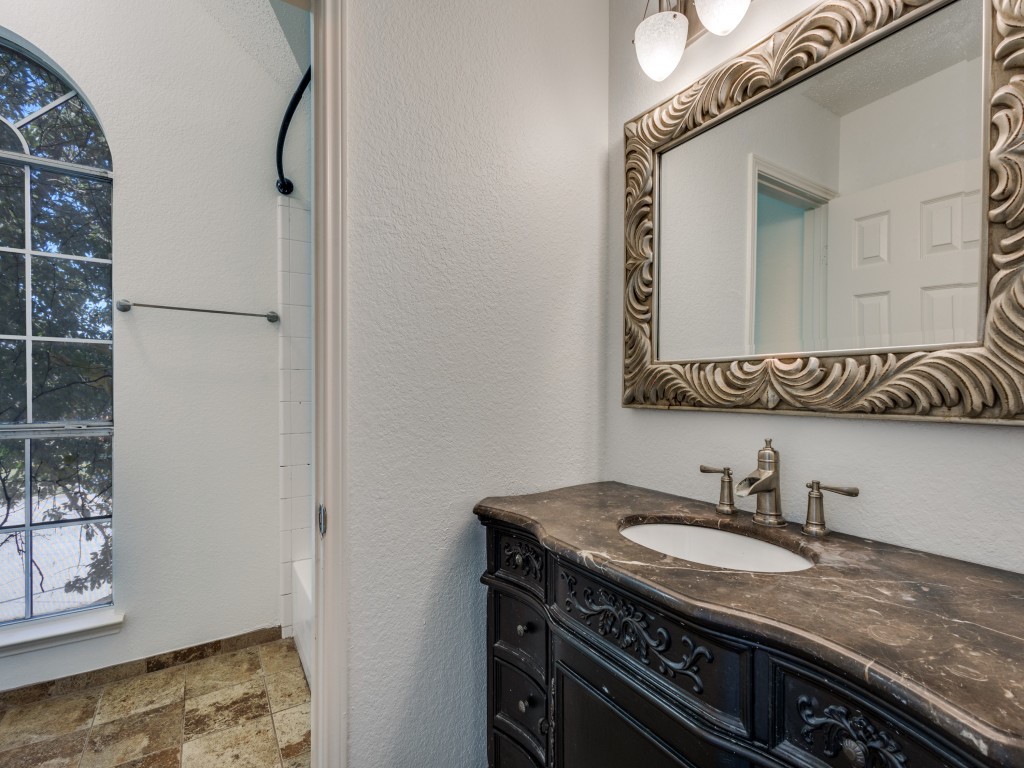 6005 Fir Court Mckinney TX 75070