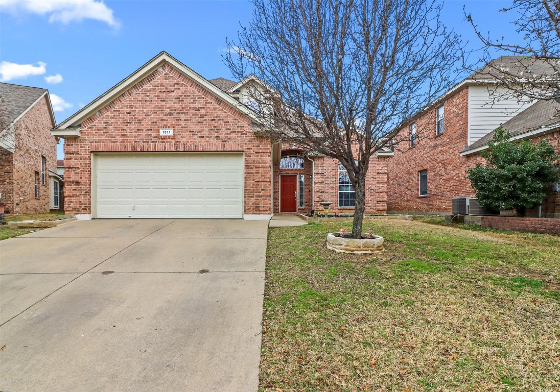 1511 Norway Pine Street Arlington TX 76012