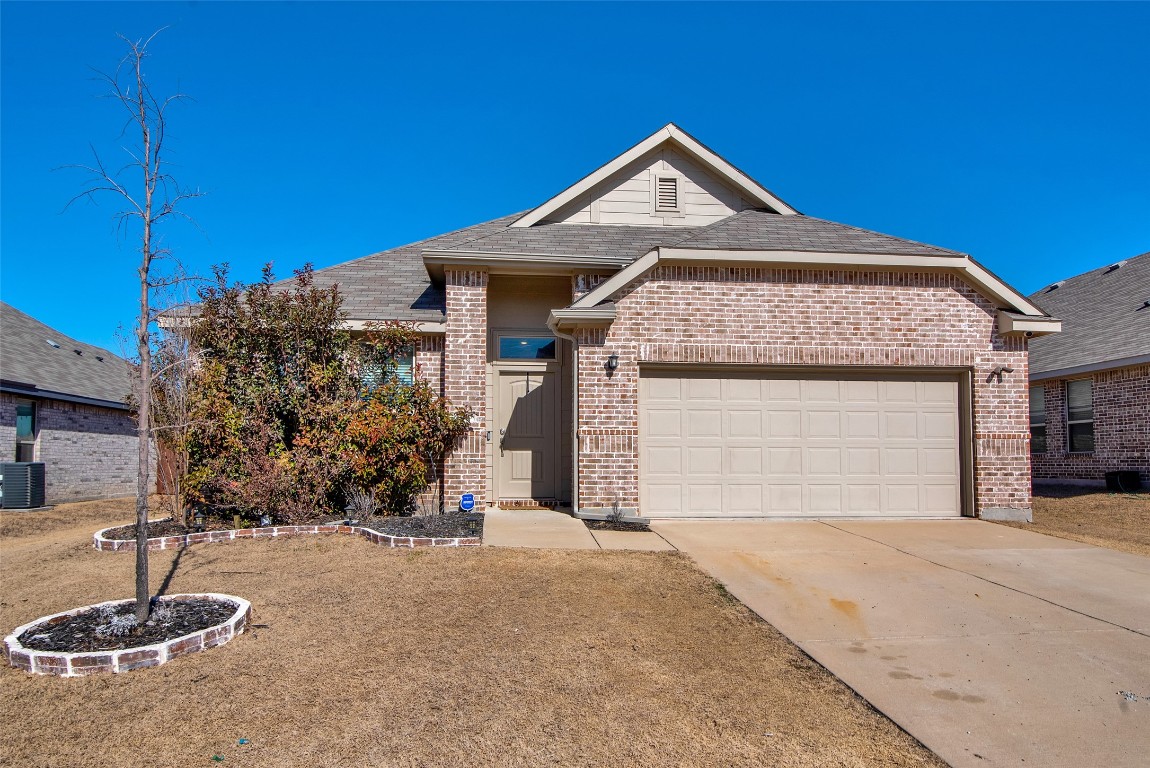 400 Evans Drive Van Alstyne TX 75495