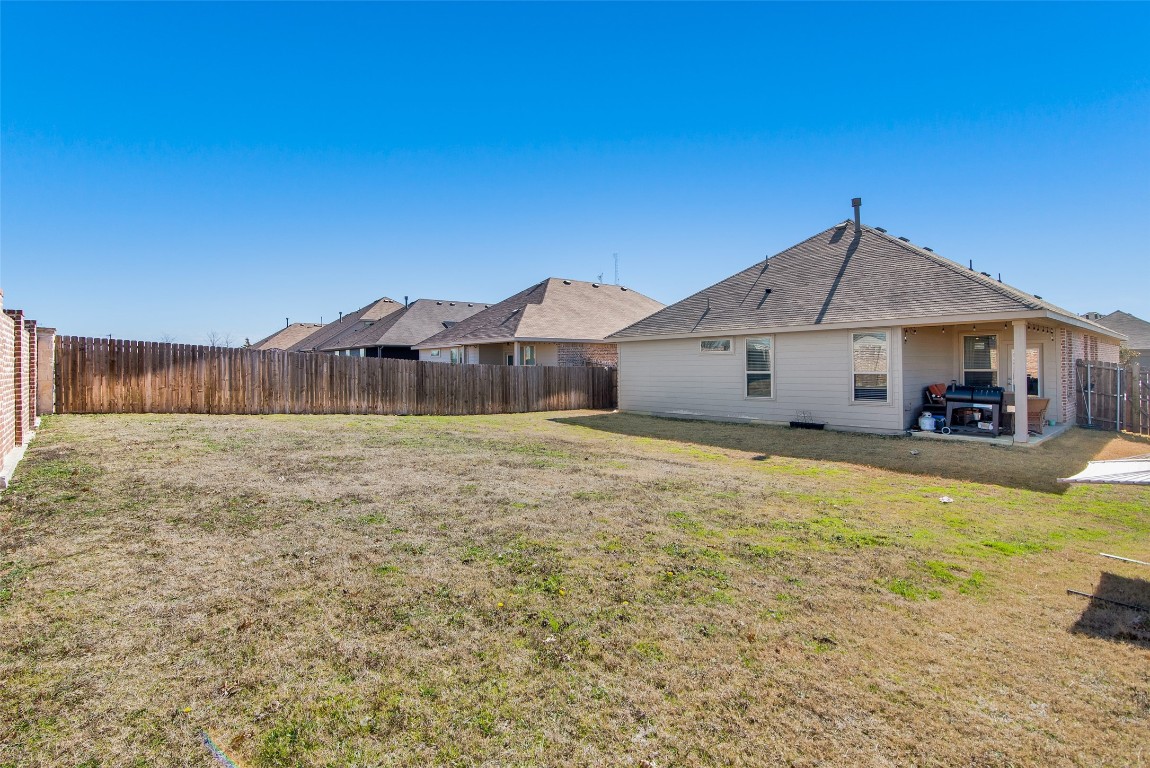 400 Evans Drive Van Alstyne TX 75495
