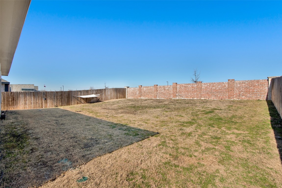 400 Evans Drive Van Alstyne TX 75495