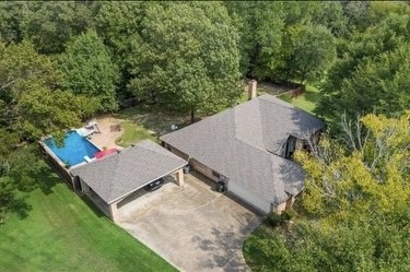 226 Oak Hill Drive Powderly TX 75473