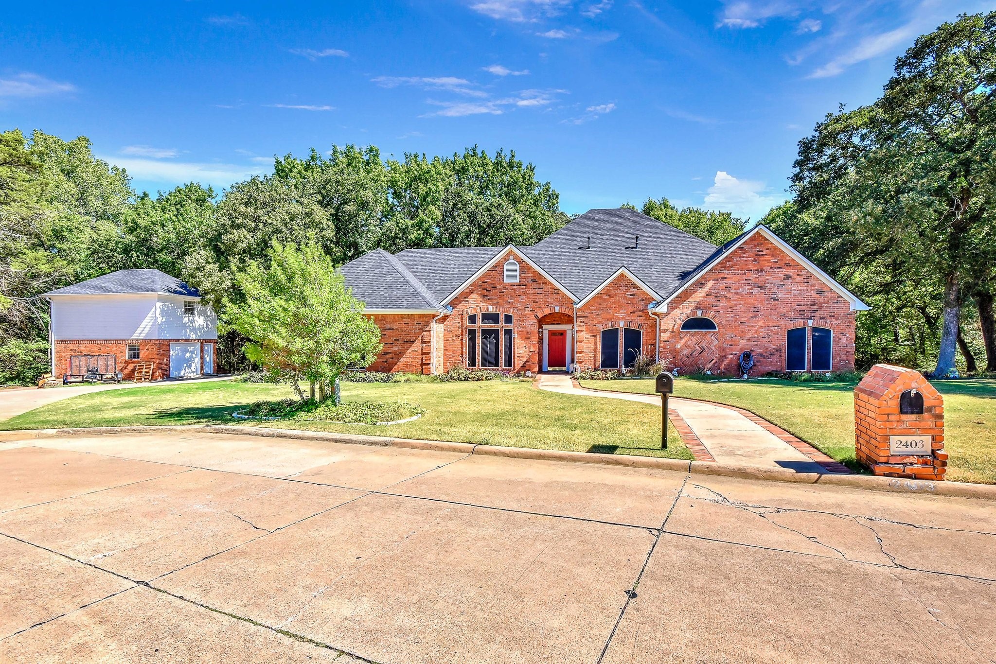 2403 Evelyn Road Whitesboro TX 76273