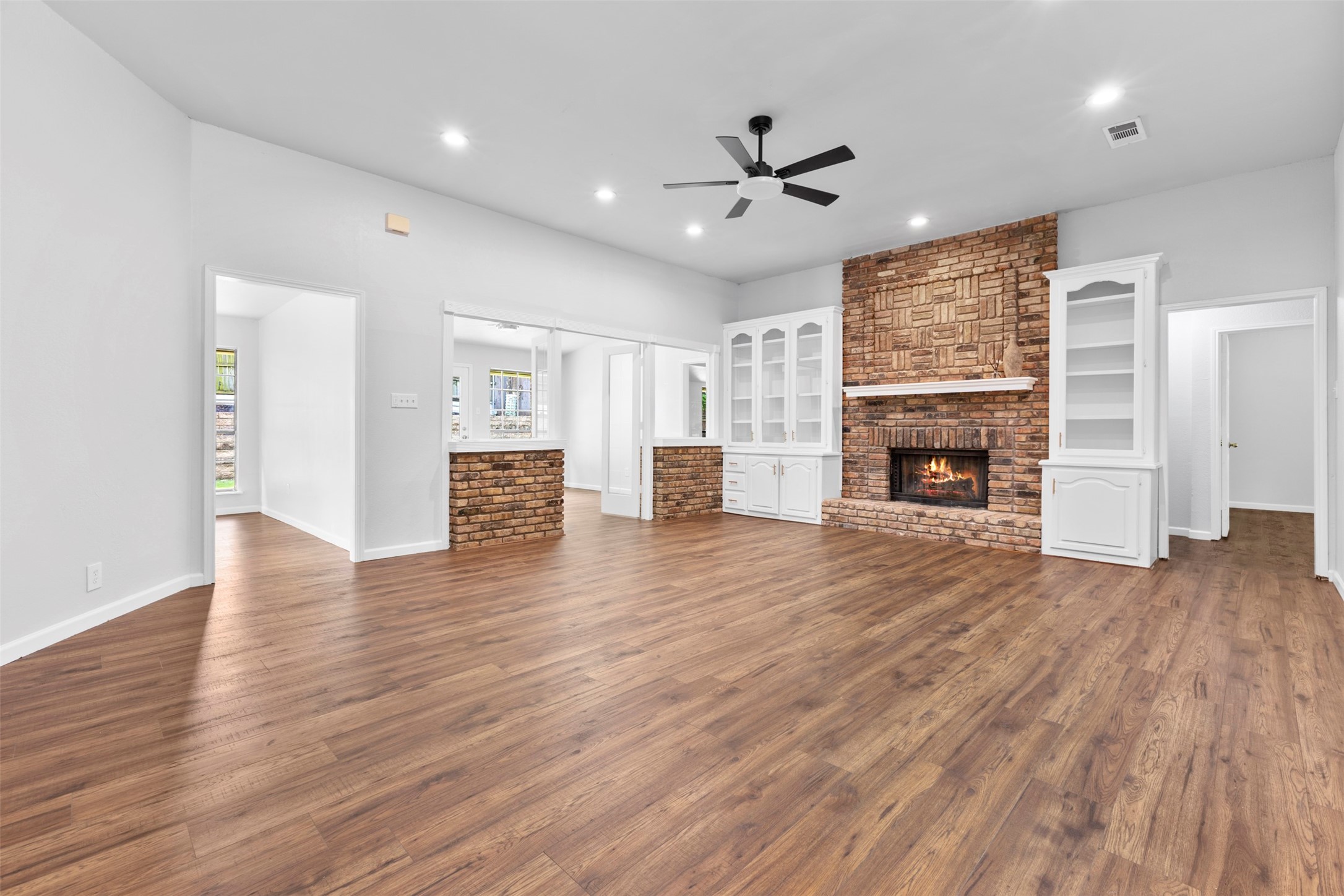 6501 Lake Side Circle North Richland Hills TX 76180