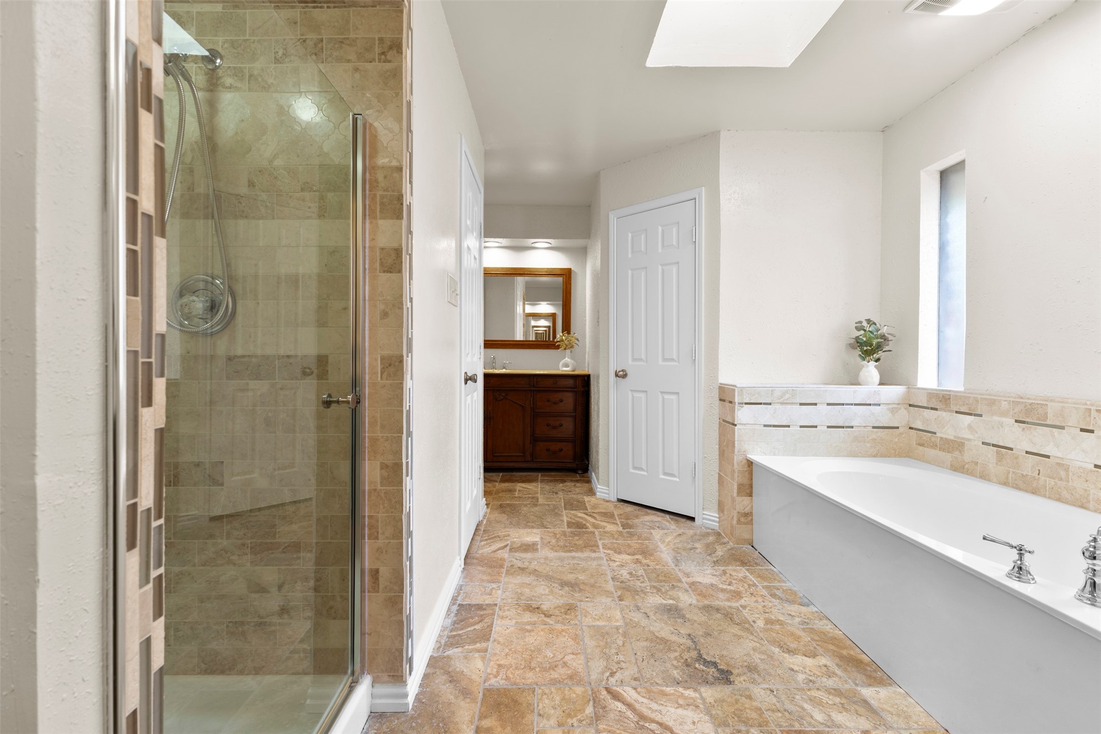 6501 Lake Side Circle North Richland Hills TX 76180