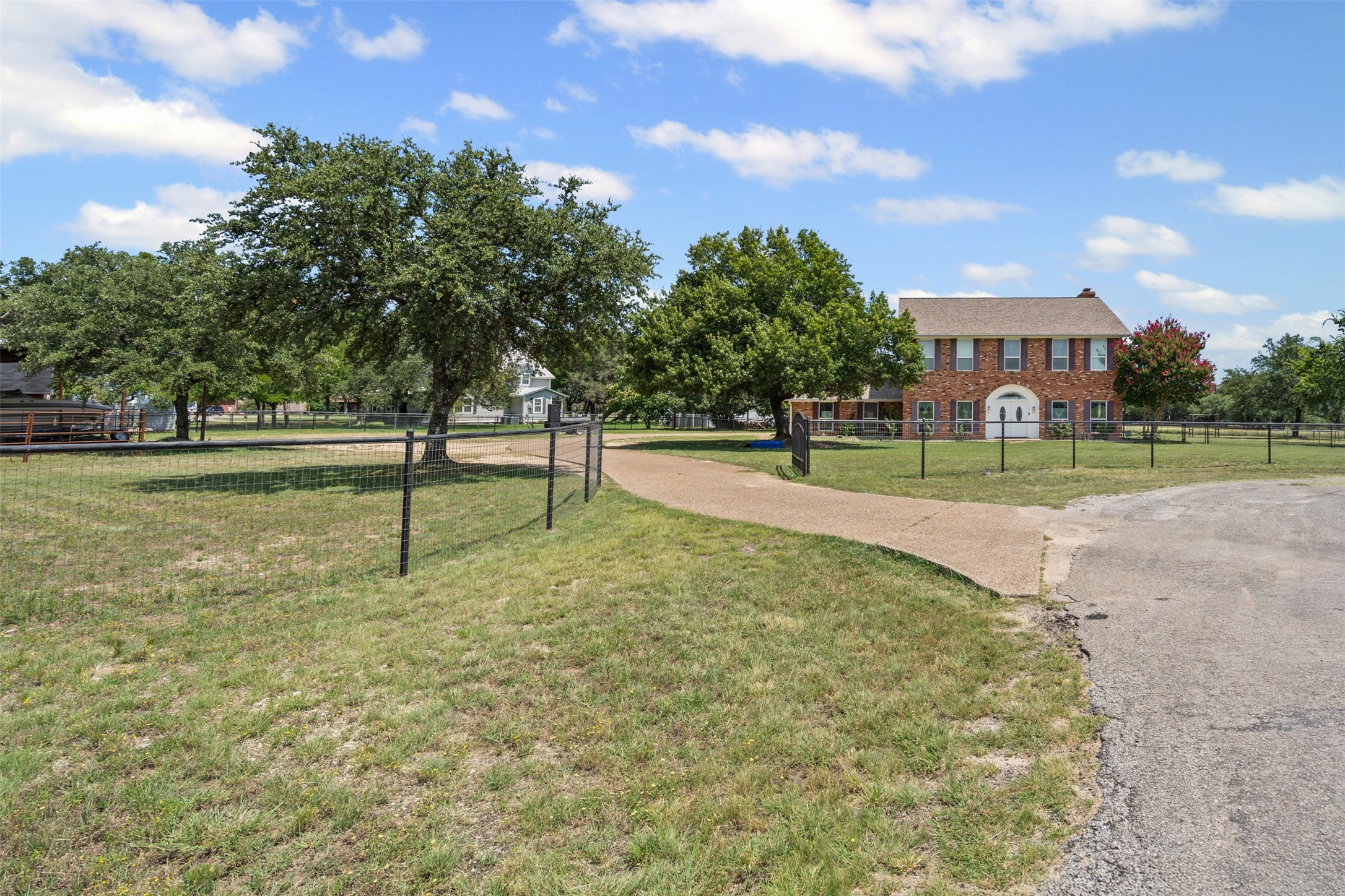 105 Country Green Court Weatherford TX 76087