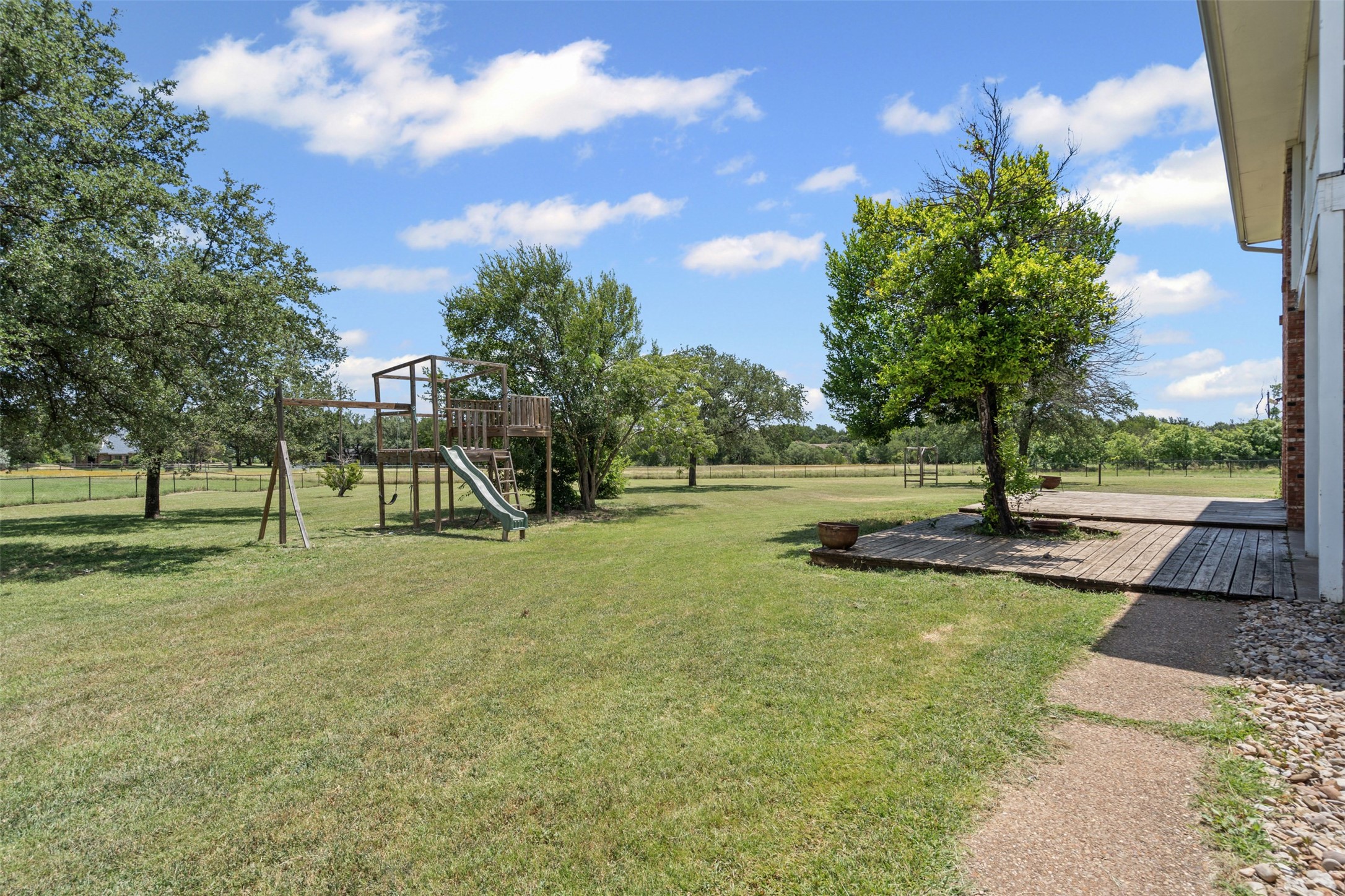 105 Country Green Court Weatherford TX 76087