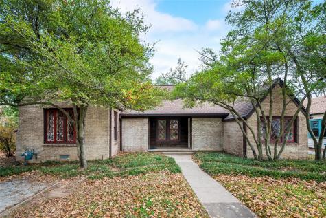 1926 N Bell Avenue Denton TX 76209