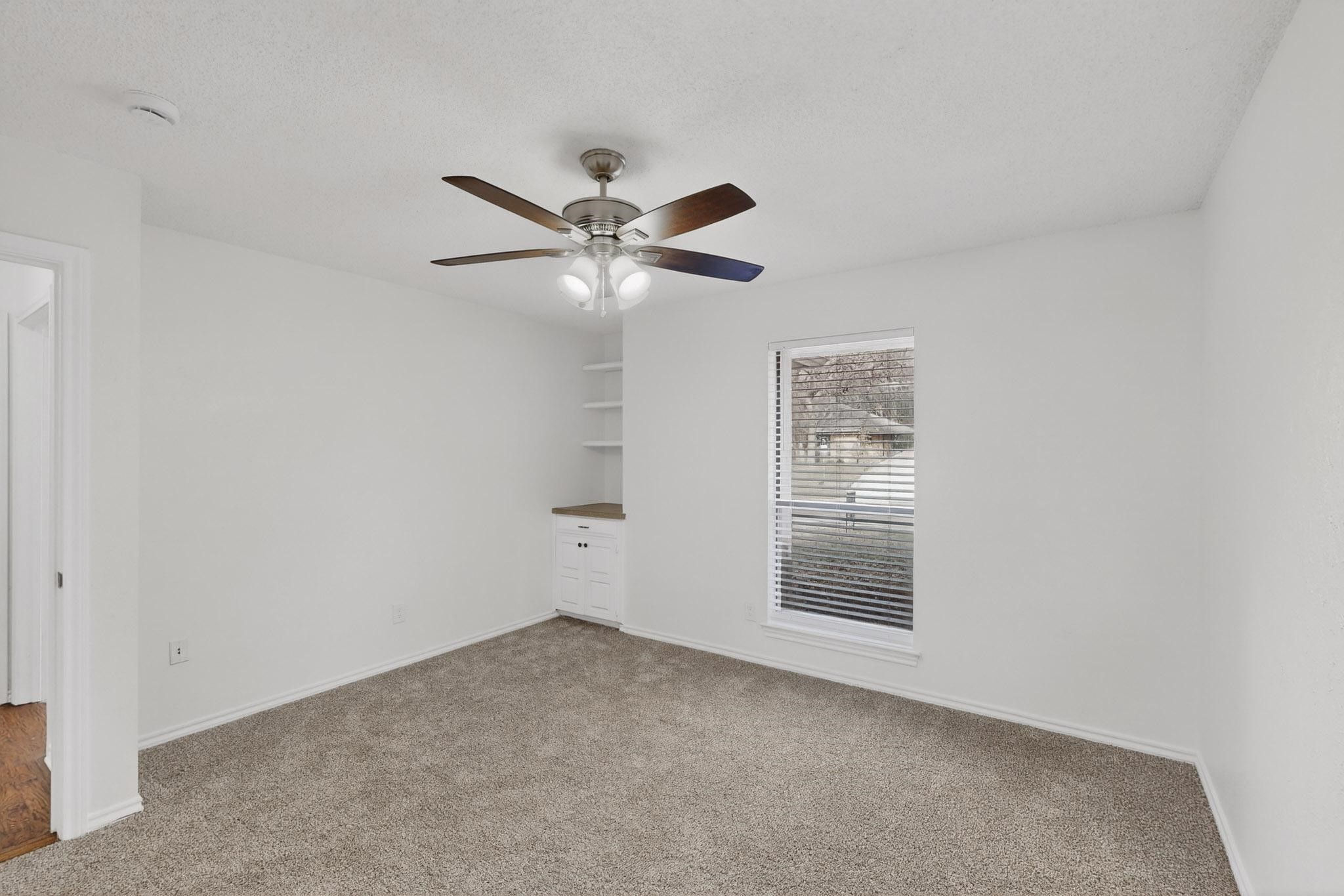 2712 Lincoln Drive Arlington TX 76006
