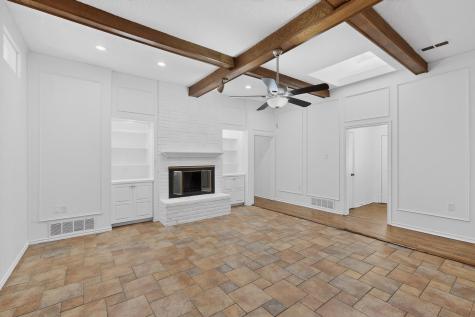 2712 Lincoln Drive Arlington TX 76006