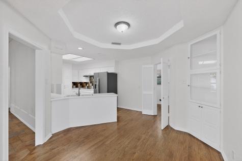 2712 Lincoln Drive Arlington TX 76006