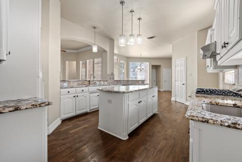 2308 Megan Way Arlington TX 76016