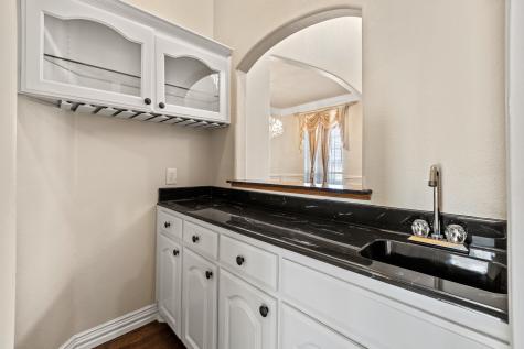 2308 Megan Way Arlington TX 76016