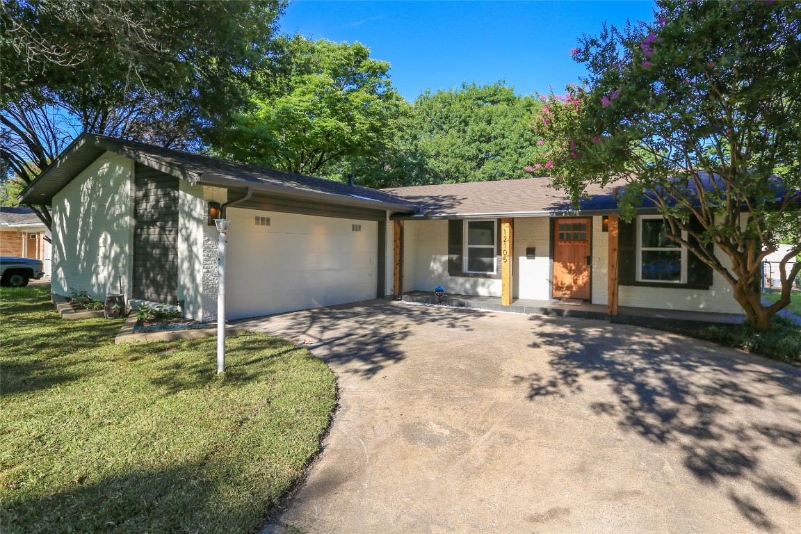 12105 Sunland Street Dallas TX 75218