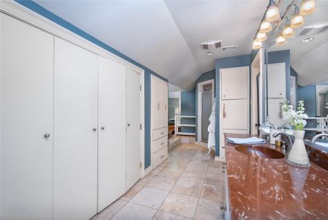 1501 Verano Drive Dallas TX 75218