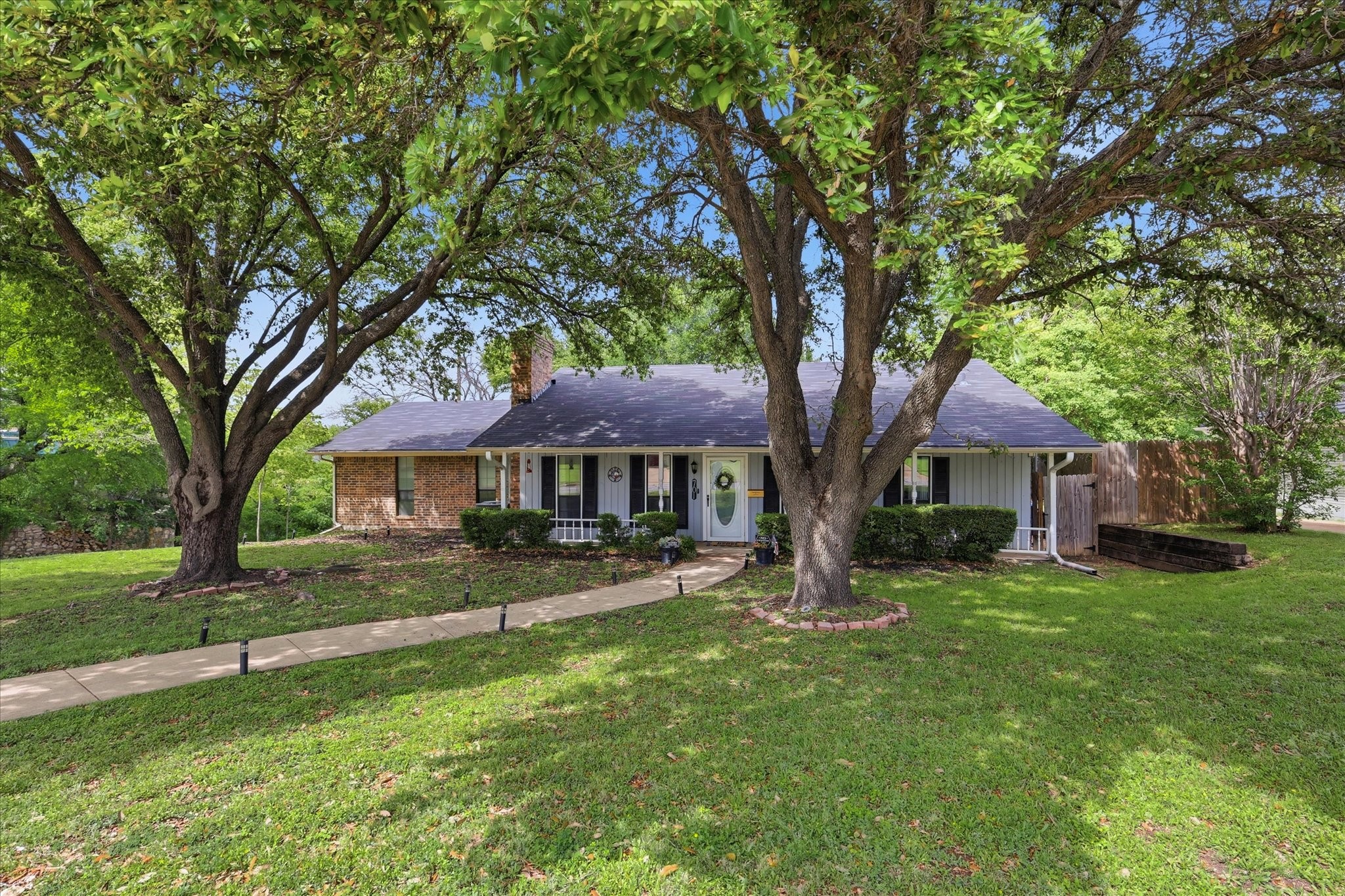 701 Raintree Road Fort Worth TX 76103