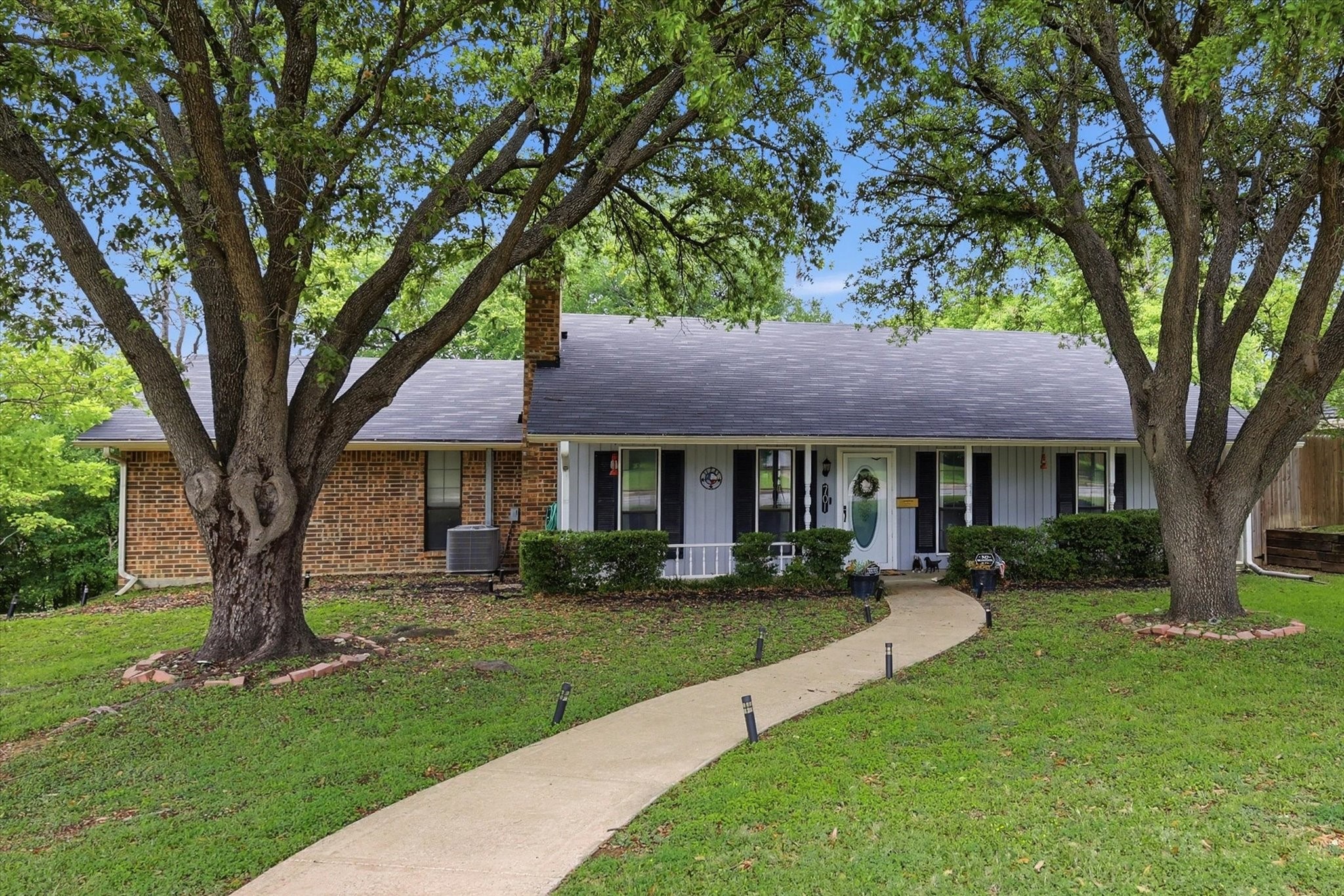 701 Raintree Road Fort Worth TX 76103