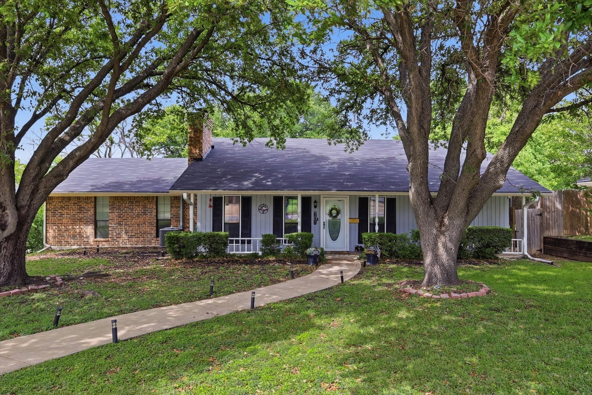 701 Raintree Road Fort Worth TX 76103