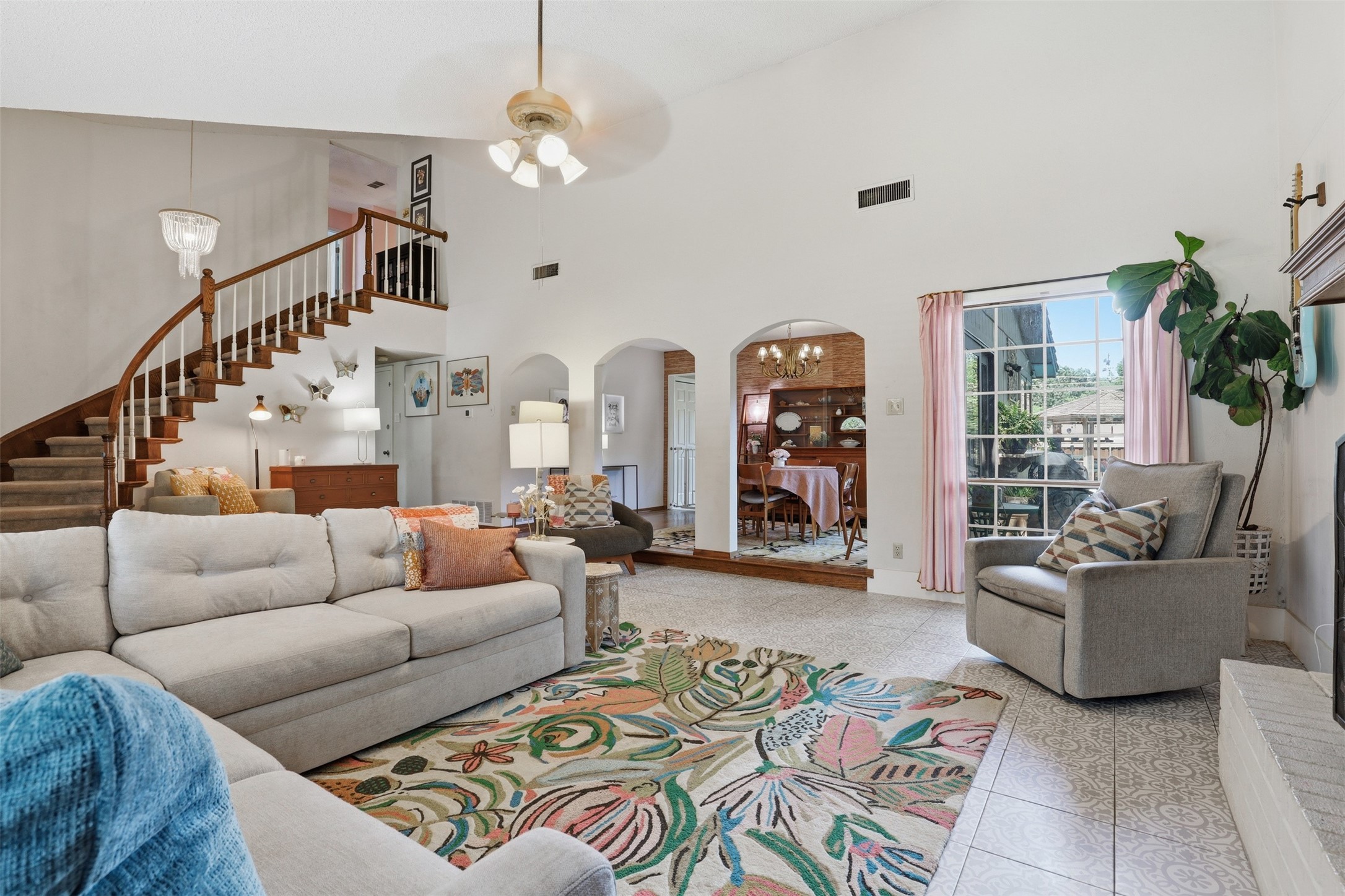 1605 Celeste Court Arlington TX 76012