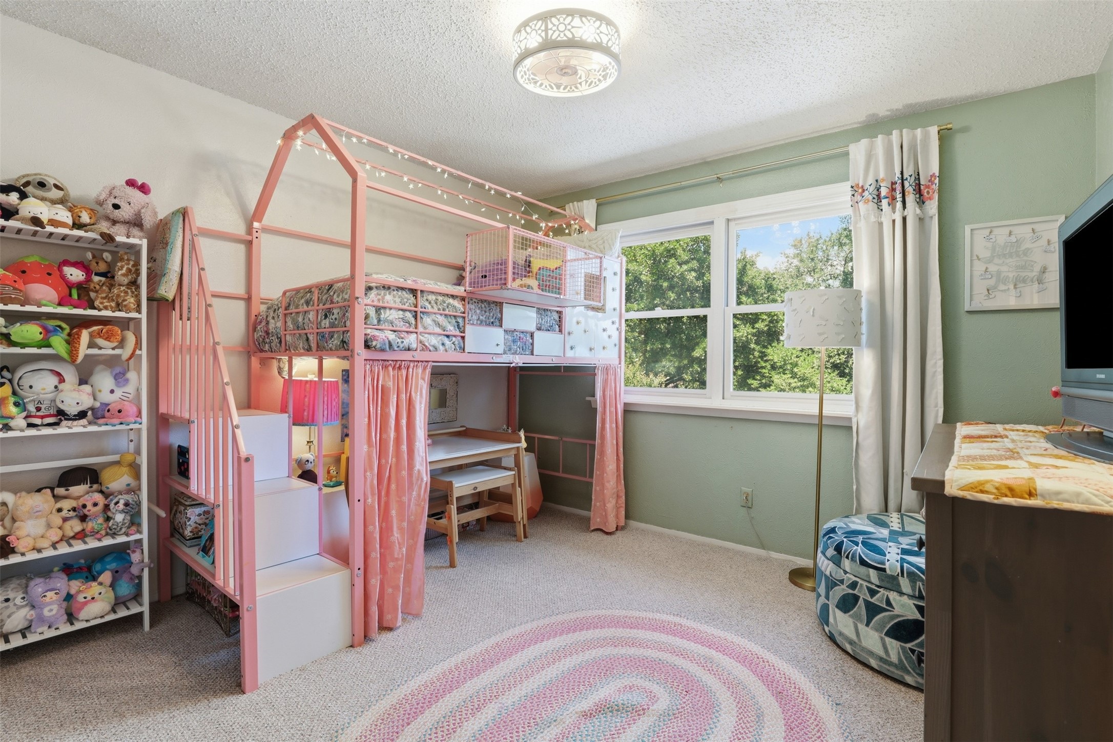 1605 Celeste Court Arlington TX 76012