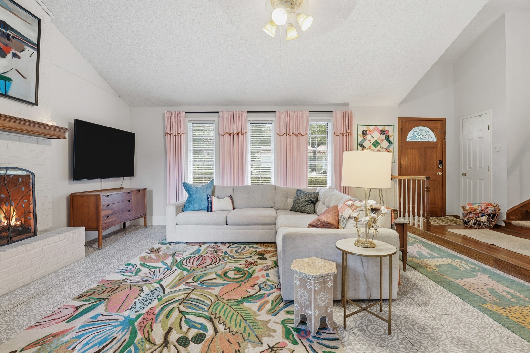 1605 Celeste Court Arlington TX 76012