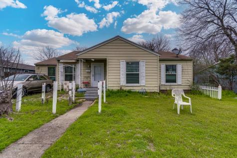 565 W Hammond Street Lancaster TX 75146
