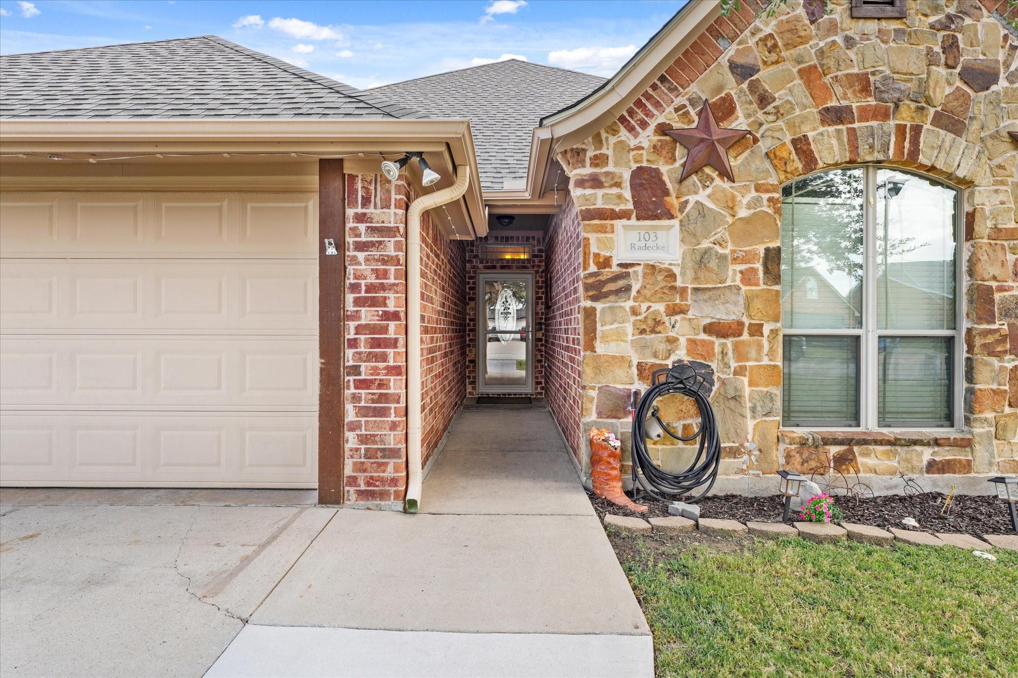 103 Radecke Road Krum TX 76249