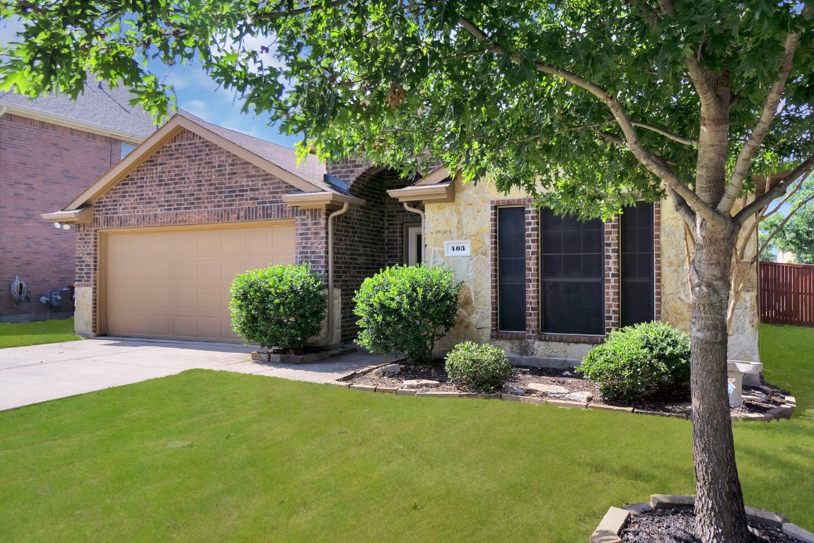 403 Bryn Mawr Lane Van Alstyne TX 75495