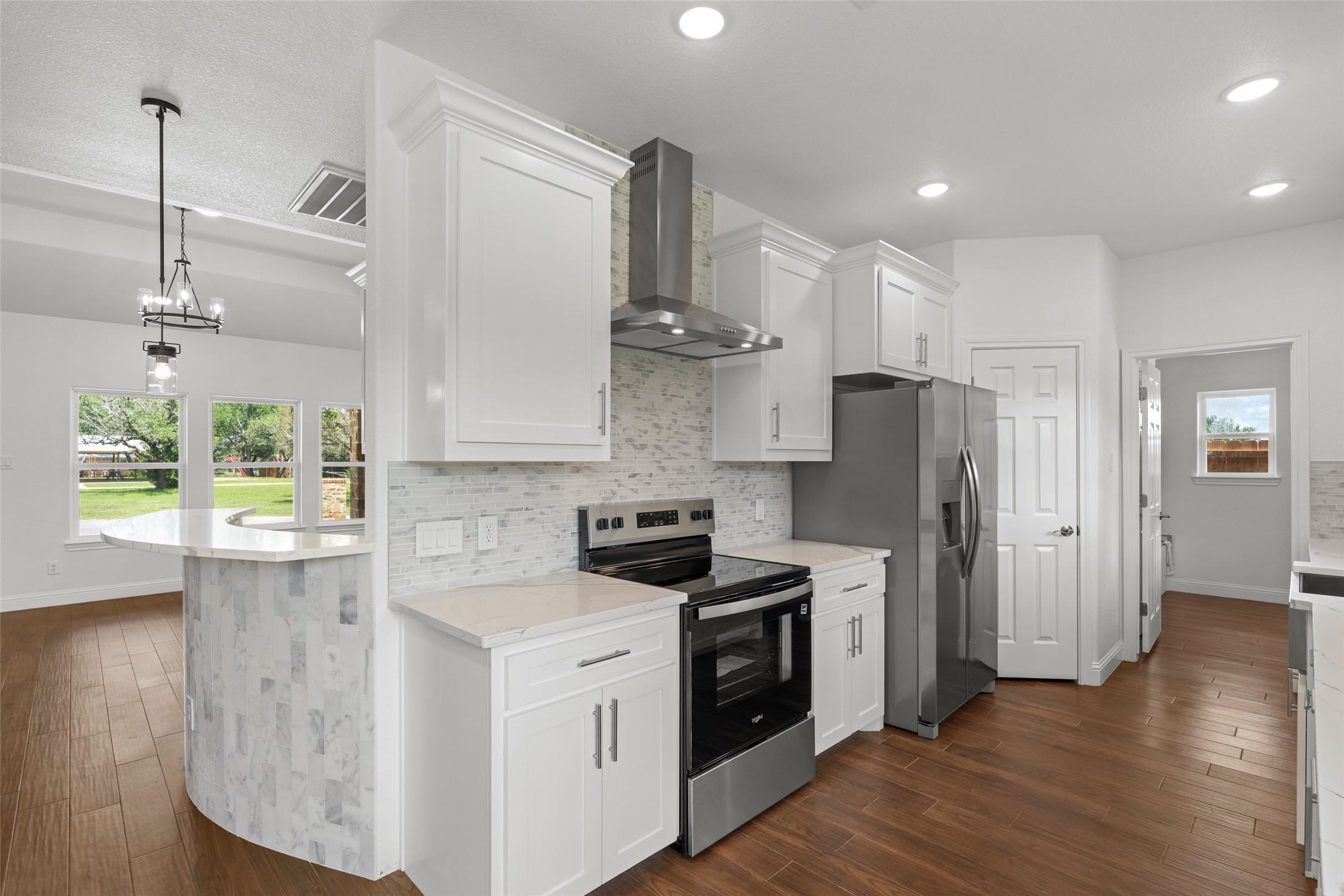 801 Comanche Cove Drive Granbury TX 76048