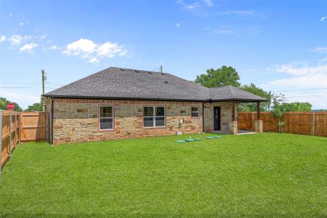 801 Comanche Cove Drive Granbury TX 76048