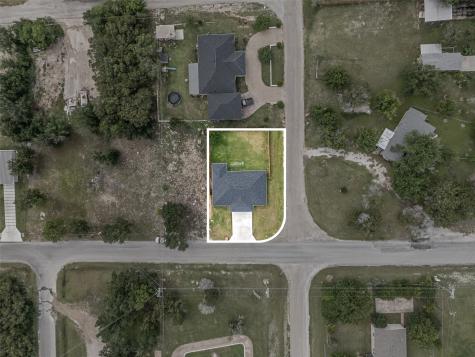 801 Comanche Cove Drive Granbury TX 76048