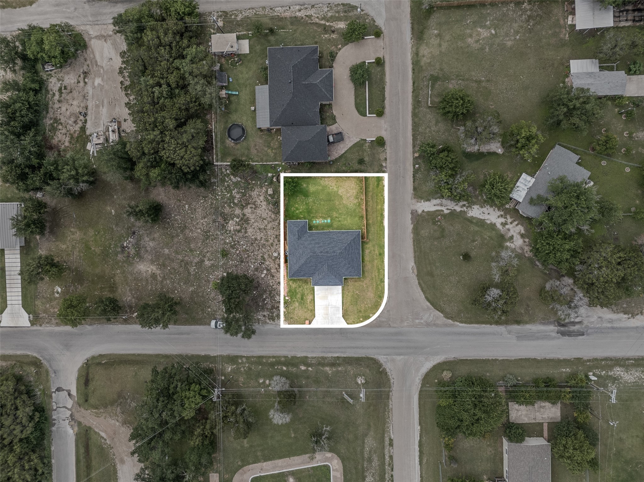 801 Comanche Cove Drive Granbury TX 76048