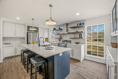 807 Spanish Trail Drive Granbury TX 76048