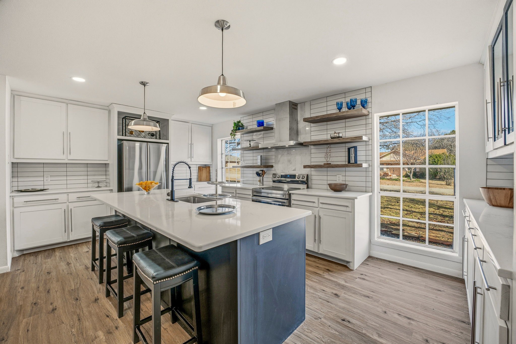 807 Spanish Trail Drive Granbury TX 76048