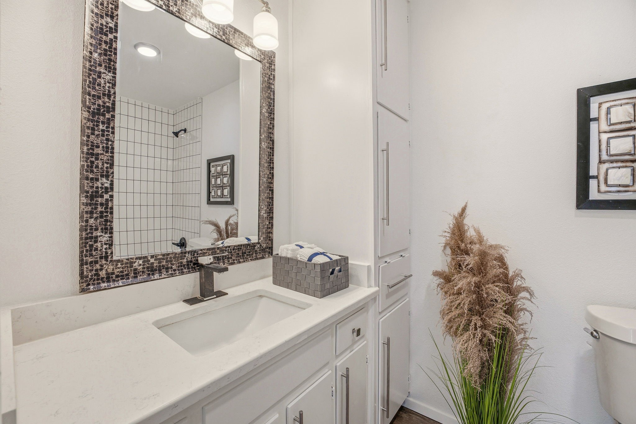 807 Spanish Trail Drive Granbury TX 76048
