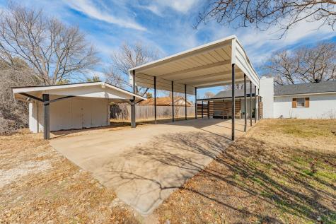 807 Spanish Trail Drive Granbury TX 76048